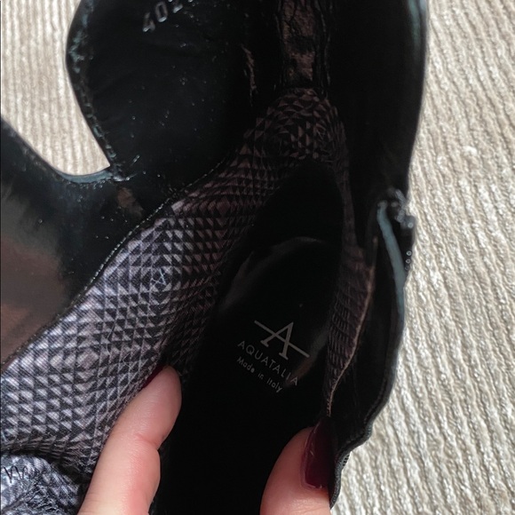 Aquatalia Illiana Weatherproof High Block Heel Chunky Boots Black Leather Size 8 - Picture 14 of 14